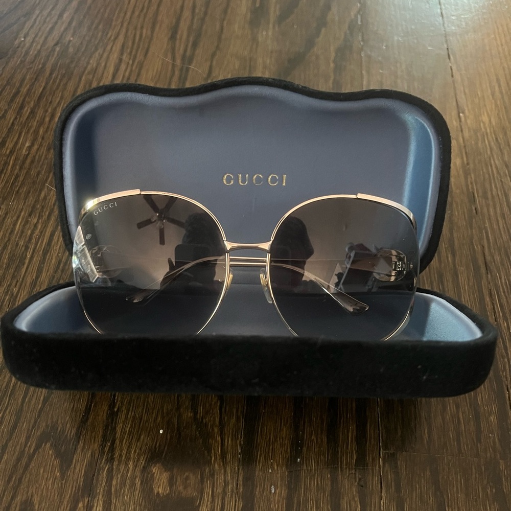 Authentic Gucci Sunglasses. GG0225s.
